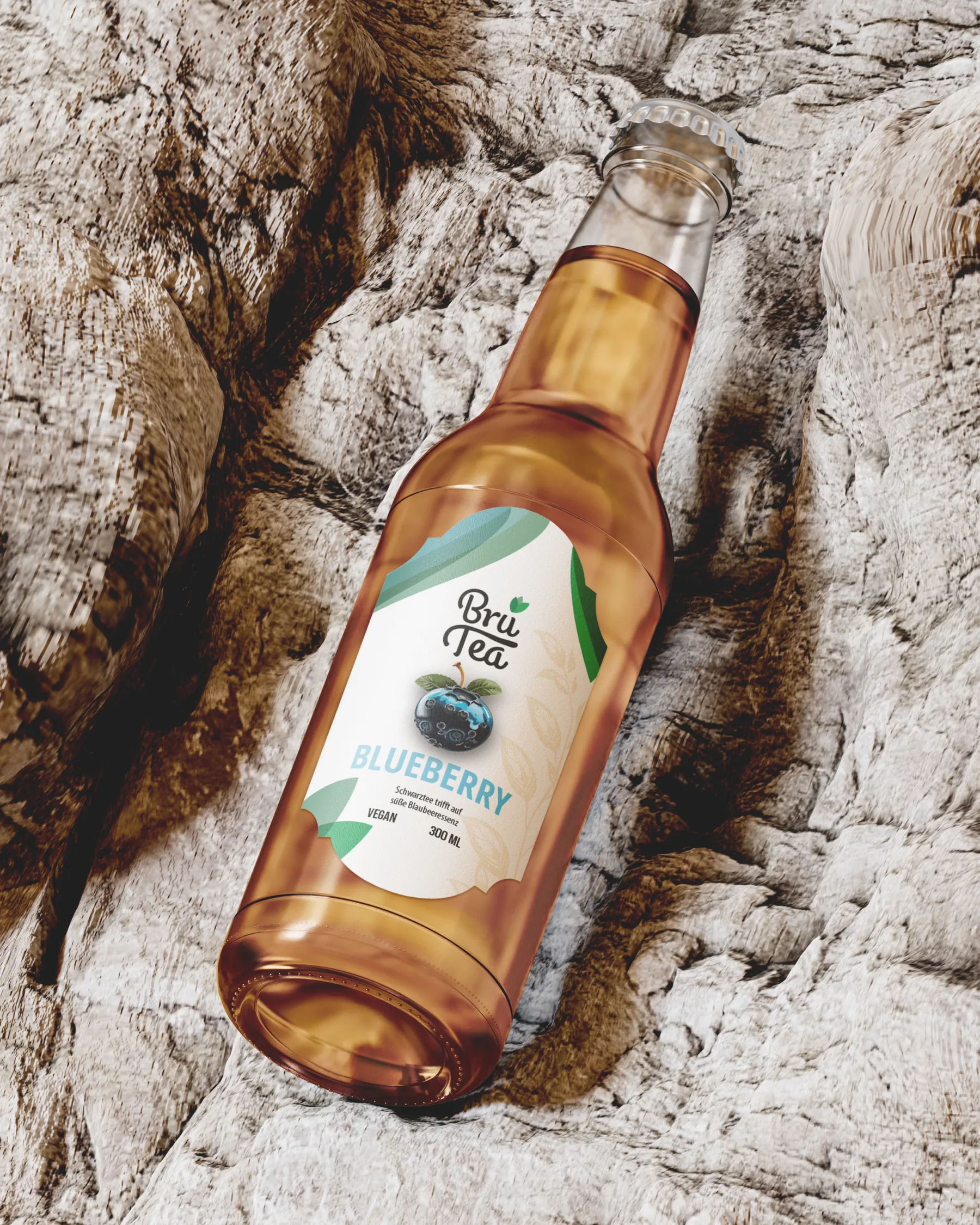 BruTea Glasflasche — Etikett-Variante mit zentralem Logo, Brand & Packaging Design von Emrach aus Aachen